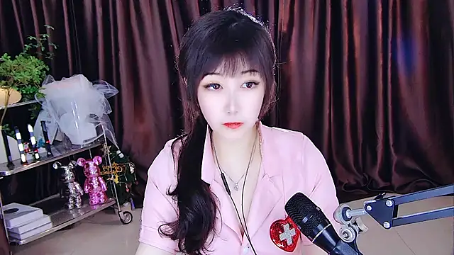 Snapshot of xiaoya666--baby chatting on March 2025 02:44:01 PM xiaoya666--baby online show from March 2025 02:44:01 PM
