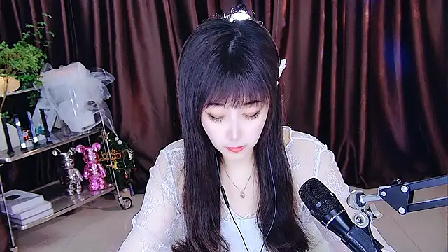 Snapshot of xiaoya666--baby chatting on March 2025 01:35:02 AM xiaoya666--baby online show from March 2025 01:35:02 AM