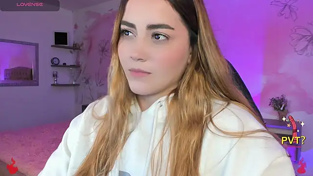 Lucia star   online show from February 2025 02:56:02 AM