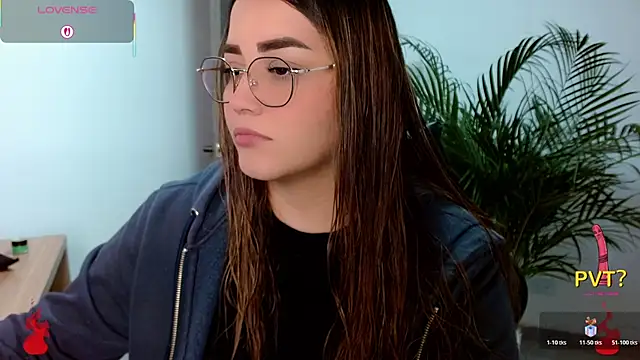 Lucia star   online show from April 2026 09:48:01 PM