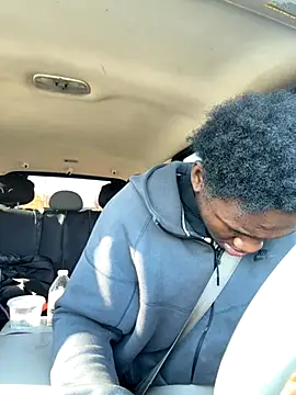 Festivitiesking1 online show from November 2025 03:55:01 PM