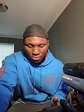 Festivitiesking1 online show from December 2025 04:58:02 PM