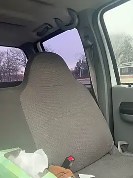 Festivitiesking1 online show from December 2025 03:53:01 PM