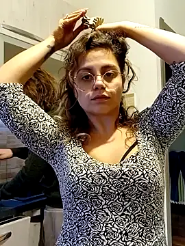 ItalianiMuli online show from December 2024 08:04:01 PM