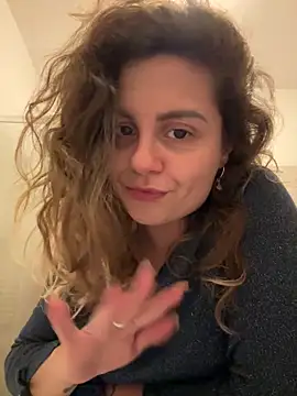 ItalianiMuli online show from February 2025 03:17:02 PM