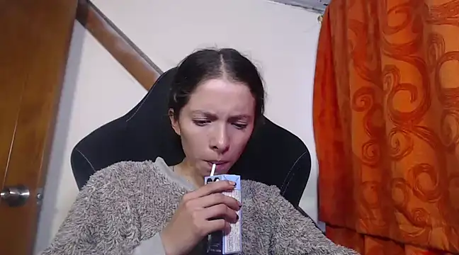 sweetdam12 online show from February 2025 09:10:01 PM