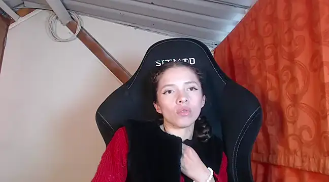 sweetdam12 online show from February 2025 08:05:01 PM