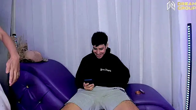 Yourslust  online show from October 2025 01:12:02 PM