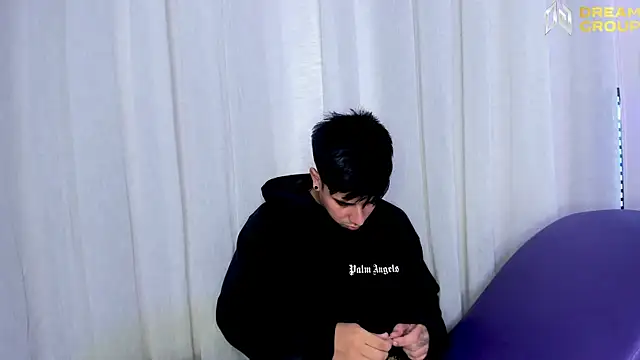 Yourslust  online show from October 2025 08:13:02 PM