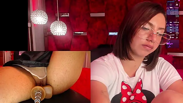 Snapshot of CamilaVegas_ chatting on January 2025 07:55:01 PM CamilaVegas online show from January 2025 07:55:01 PM