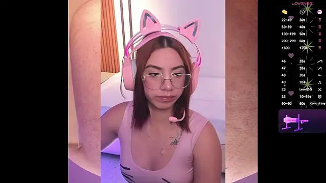 CamilaVegas  online show from October 2025 01:34:01 PM