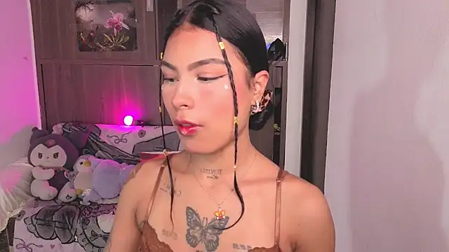 Snapshot of Dolcee_zoe chatting on May 2026 10:07:01 PM Dolcee zoe online show from May 2026 10:07:01 PM