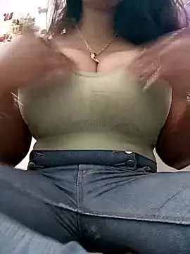 cute-mahek online show from February 2025 12:00:02 PM