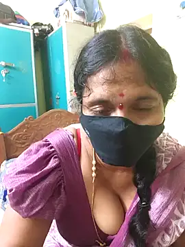 hotladyIndian1 online show from December 2024 07:17:01 AM