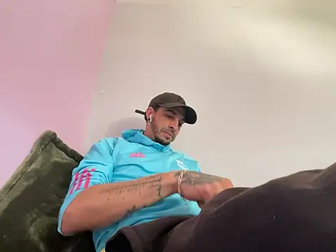 Rebeu313 online show from February 2026 10:16:01 AM