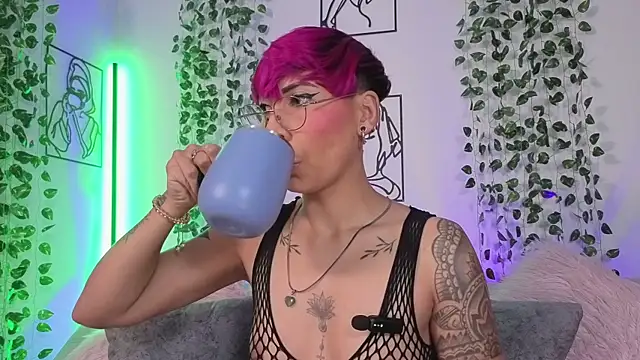 MiaMorgan  online show from April 2026 02:11:02 PM