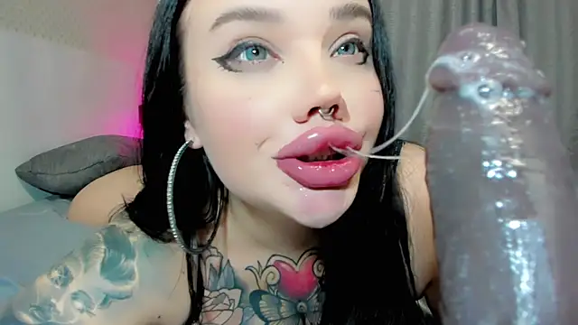 Snapshot of Aira_vi chatting on June 2026 02:03:01 AM Aira vi online show from June 2026 02:03:01 AM