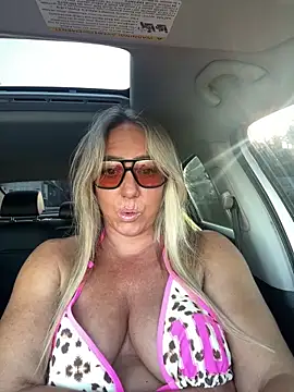 sunshinekisses online show from May 2026 11:43:01 PM