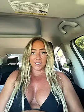 sunshinekisses online show from May 2026 06:42:02 PM