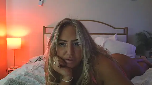 sunshinekisses online show from June 2026 02:41:02 PM