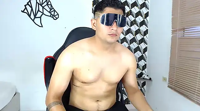 mathias cocks online show from December 2024 10:02:02 PM