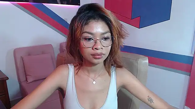 Snapshot of Perla_prg chatting on December 2024 08:18:01 PM Perla prg online show from December 2024 08:18:01 PM