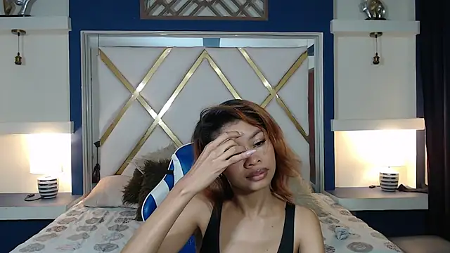 Snapshot of Perla_prg chatting on January 2025 10:19:01 PM Perla prg online show from January 2025 10:19:01 PM