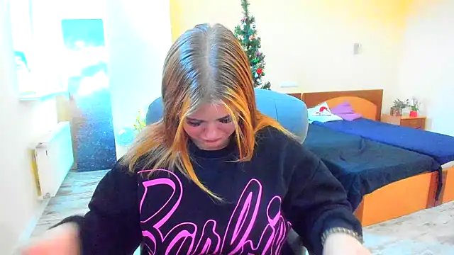 Snapshot of Doliss chatting on December 2024 07:28:02 AM Doliss online show from December 2024 07:28:02 AM