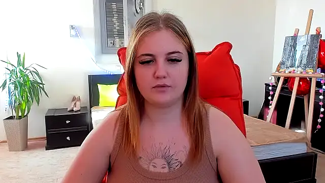 Snapshot of Doliss chatting on January 2025 10:32:01 AM Doliss online show from January 2025 10:32:01 AM