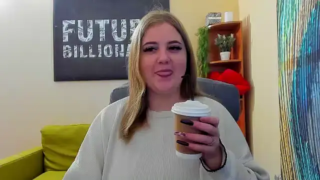 Snapshot of Doliss chatting on February 2025 06:44:01 AM Doliss online show from February 2025 06:44:01 AM