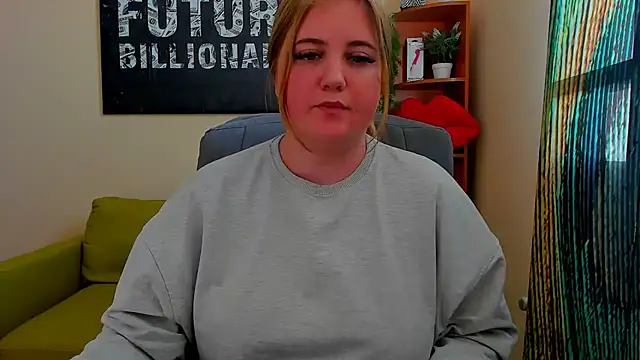 Snapshot of Doliss chatting on February 2025 09:43:02 AM Doliss online show from February 2025 09:43:02 AM