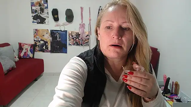 emperabigbootybigass online show from September 2025 12:08:02 PM