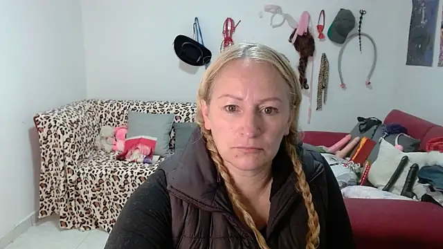 emperabigbootybigass online show from March 2026 12:41:02 PM