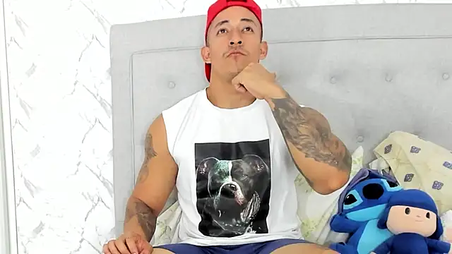 luigiferrara online show from February 2025 01:55:02 AM