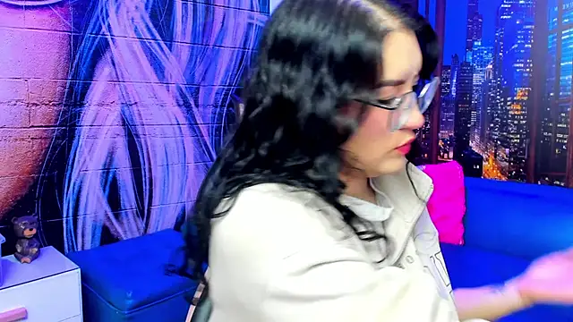 Violetaa diazz online show from December 2024 09:13:01 PM