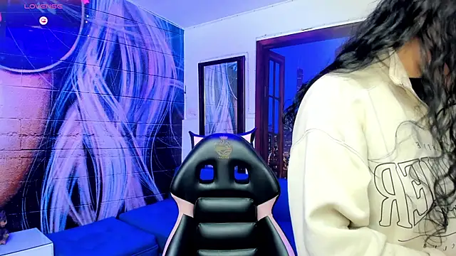 Violetaa diazz online show from March 2025 08:09:02 PM