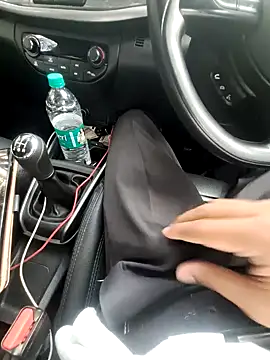 dickerdaddy25 online show from February 2026 12:11:01 PM