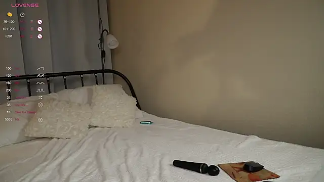 Snapshot of Good_Barbie chatting on September 2025 01:11:01 AM Good Barbie online show from September 2025 01:11:01 AM