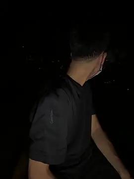 Snapshot of Benson18y chatting on September 2025 02:11:02 PM Benson18y online show from September 2025 02:11:02 PM