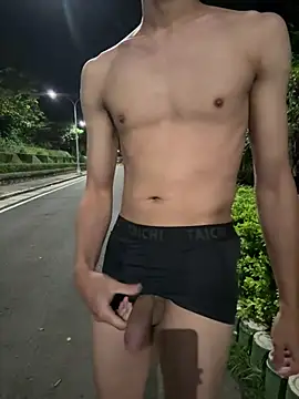 Benson18y online show from April 2026 06:38:01 PM