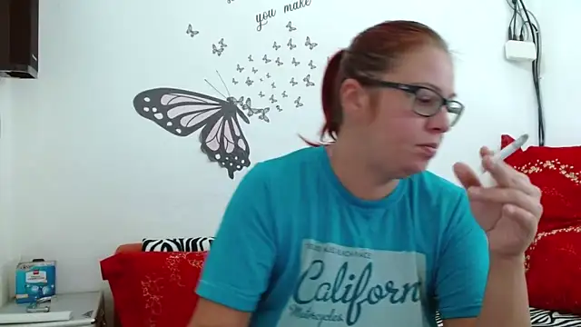 LadyHellene online show from October 2025 06:37:01 AM