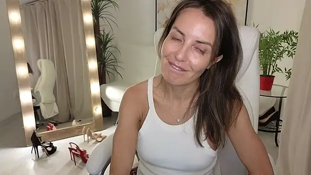 Beylly online show from February 2025 01:43:01 AM