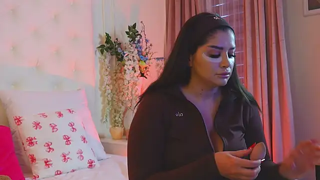 Amberseyes online show from March 2026 05:24:01 AM