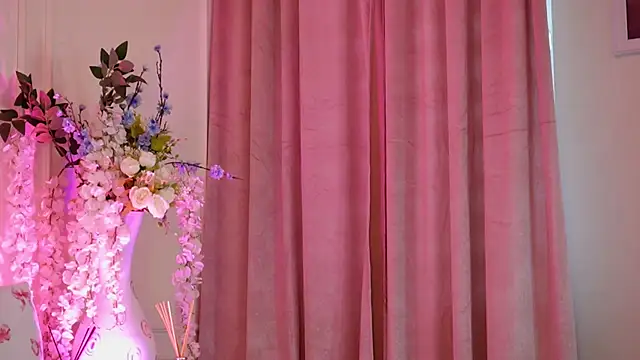 Amberseyes online show from July 2026 12:10:01 PM