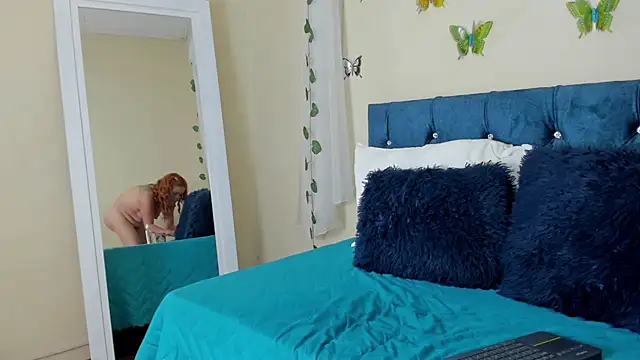 cristalwalker   online show from March 2025 03:31:02 PM