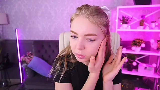 EmilySunshineS online show from September 2025 06:16:02 AM