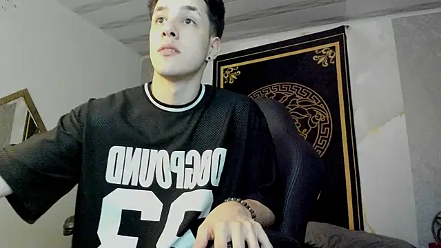 Snapshot of Adan_rivas_ chatting on March 2025 11:38:02 PM Adan rivas online show from March 2025 11:38:02 PM