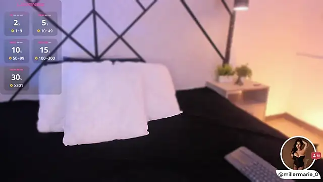 marie miller  online show from October 2025 12:14:02 PM