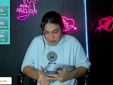 Snapshot of miavalentinaaa chatting on January 2025 03:19:02 AM miavalentinaaa online show from January 2025 03:19:02 AM