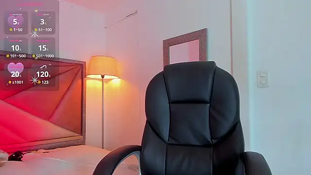 GiaFu online show from March 2025 09:10:02 PM